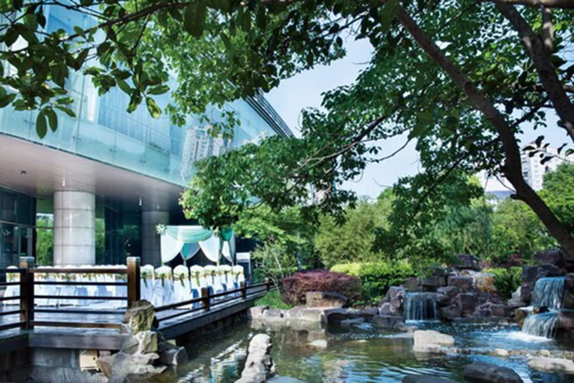 Grand Millennium Shanghai Hongqiao Εξωτερικό φωτογραφία